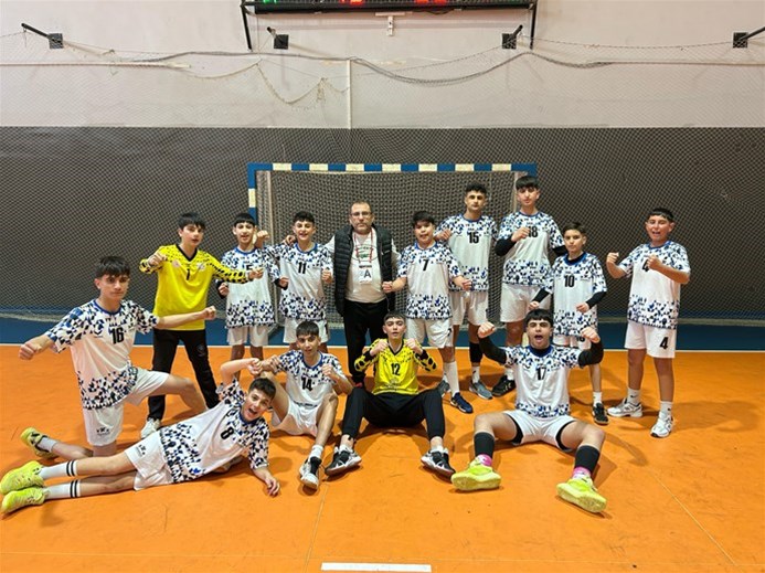 GENÇLİK SPOR KULÜBÜ HENTBOL TAKIMI TÜRKİYE ŞAMPİYONASINA GİDİYOR