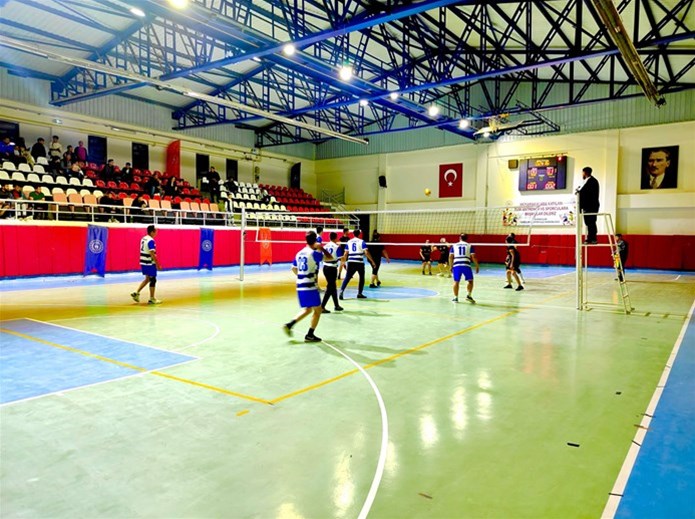 KOVANCILARDA VOLEYBOL HEYECANI