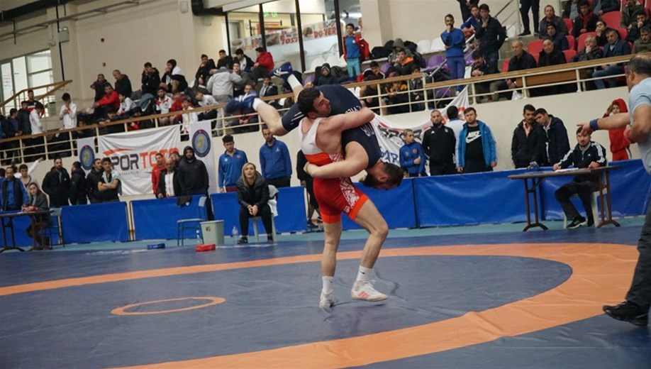 İŞİTME ENGELLİLER GÜREŞ SPORCUSU MİLLİ TAKIMDA