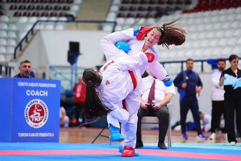 TÜRKİYE KARATE ŞAMPİYONASI ELAZIĞ’DA BAŞLADI