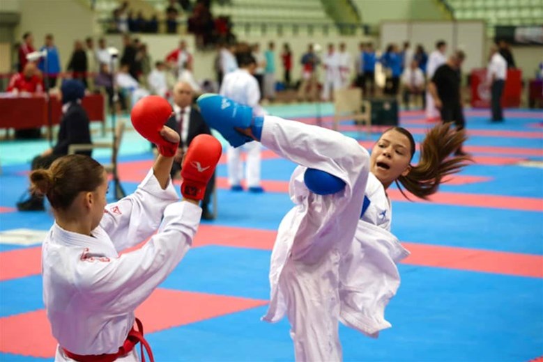 TÜRKİYE KARATE ŞAMPİYONASI ELAZIĞ’DA SONA ERDİ