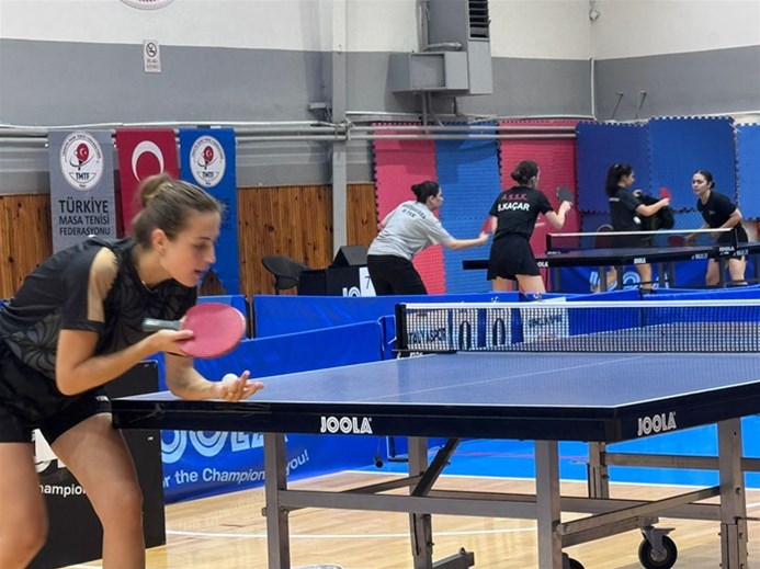 ELAZIĞ GENÇLİK VE SPOR KULÜBÜ MASA TENİSİ KADIN TAKIMINDAN BÜYÜK BAŞARI