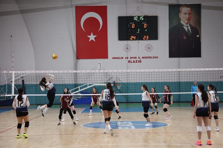 OKUL SPORLARI GENÇLER A VOLEYBOL İL BİRİNCİLİĞİ MÜSABAKALARI TAMAMLANDI