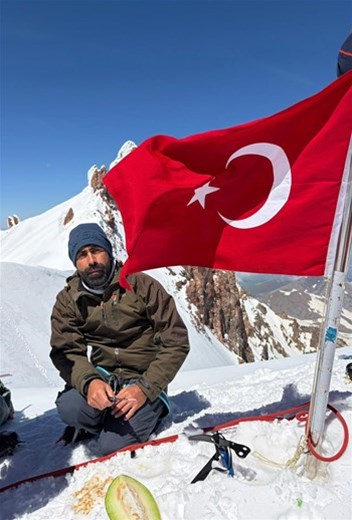 ERCİYES’İN ZİRVESİNDE ELAZIĞ İMZASI