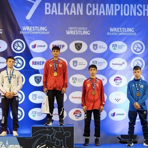 ELAZIĞLI GÜREŞÇİLER BALKANLARDA ZİRVEDE