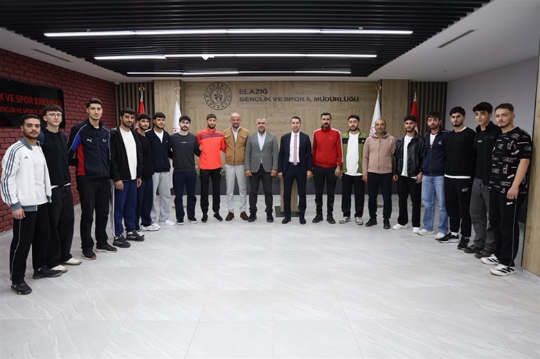 ELAZIĞ’IN GENÇLERİ 2. LİG’DE: GENÇLİK VE SPOR KULÜBÜNDEN VOLEYBOLDA BİR İLK